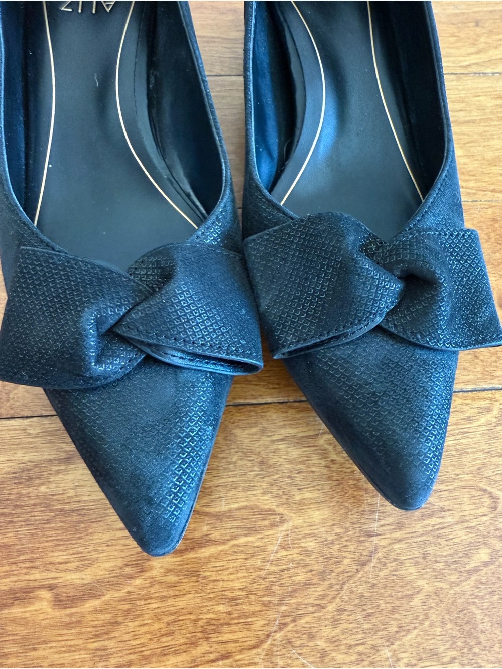 Naturalizer Mavis Bow Pumps Black Suede Size 7.5 - Picture 7 of 10